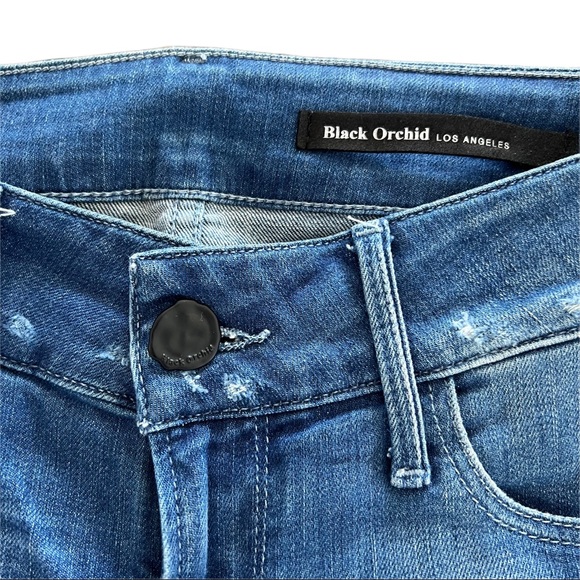 Black Orchid Low Rise Jeans - 25 - Picture 3 of 9